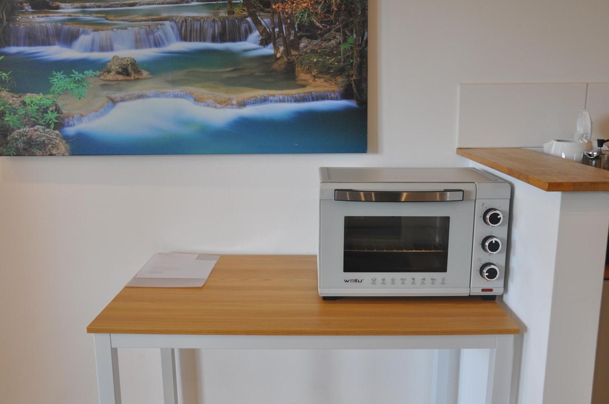 2-Zimmer Wohnung Mit Terrasse, Fernblick, Natur, Ruhig - Marburg Luaran gambar